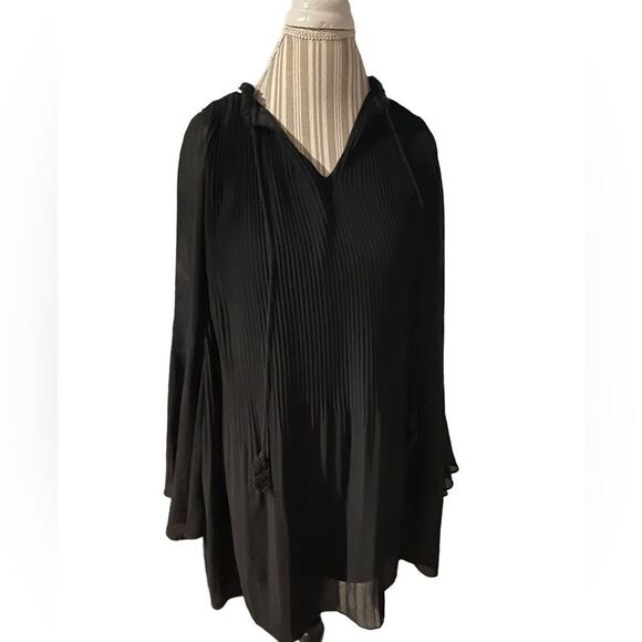 Basil and Lola size small blouse excellent condition - Picture 1 of 2